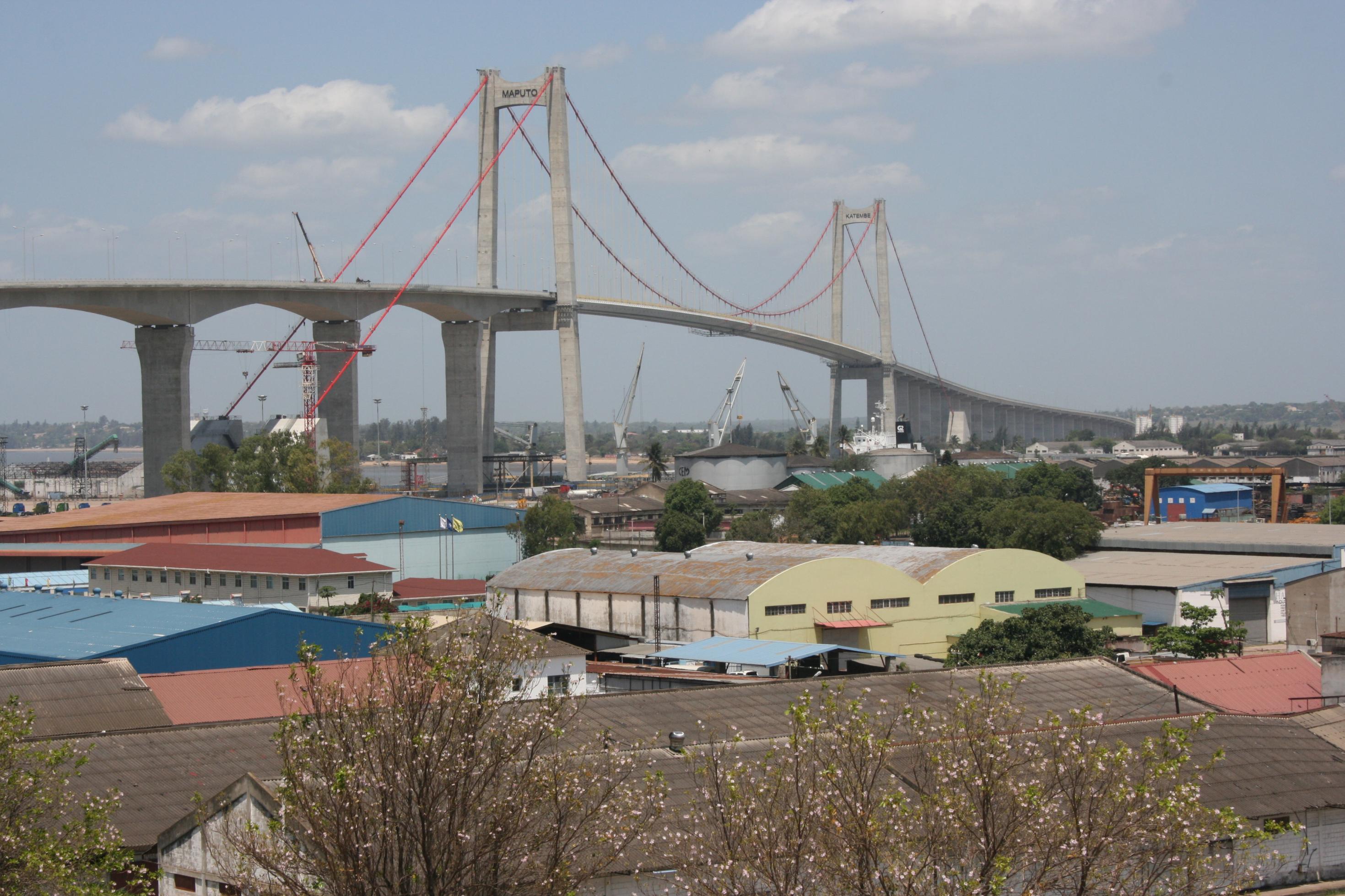 Blick auf die Skyline von Maputo, die Hauptstadt des ostafrikanischen Staats Mosambik.