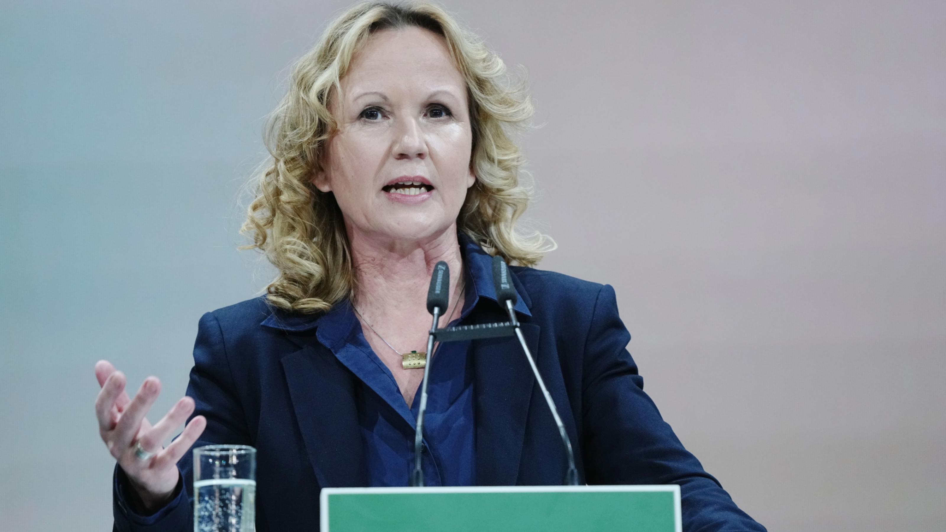 Steffi Lemke (Bündnis 90/Die Grünen), Bundesministerin für Umwelt, Naturschutz, nukleare Sicherheit und Verbraucherschutz, spricht beim Bundesparteitag (online) ihrer Partei.
