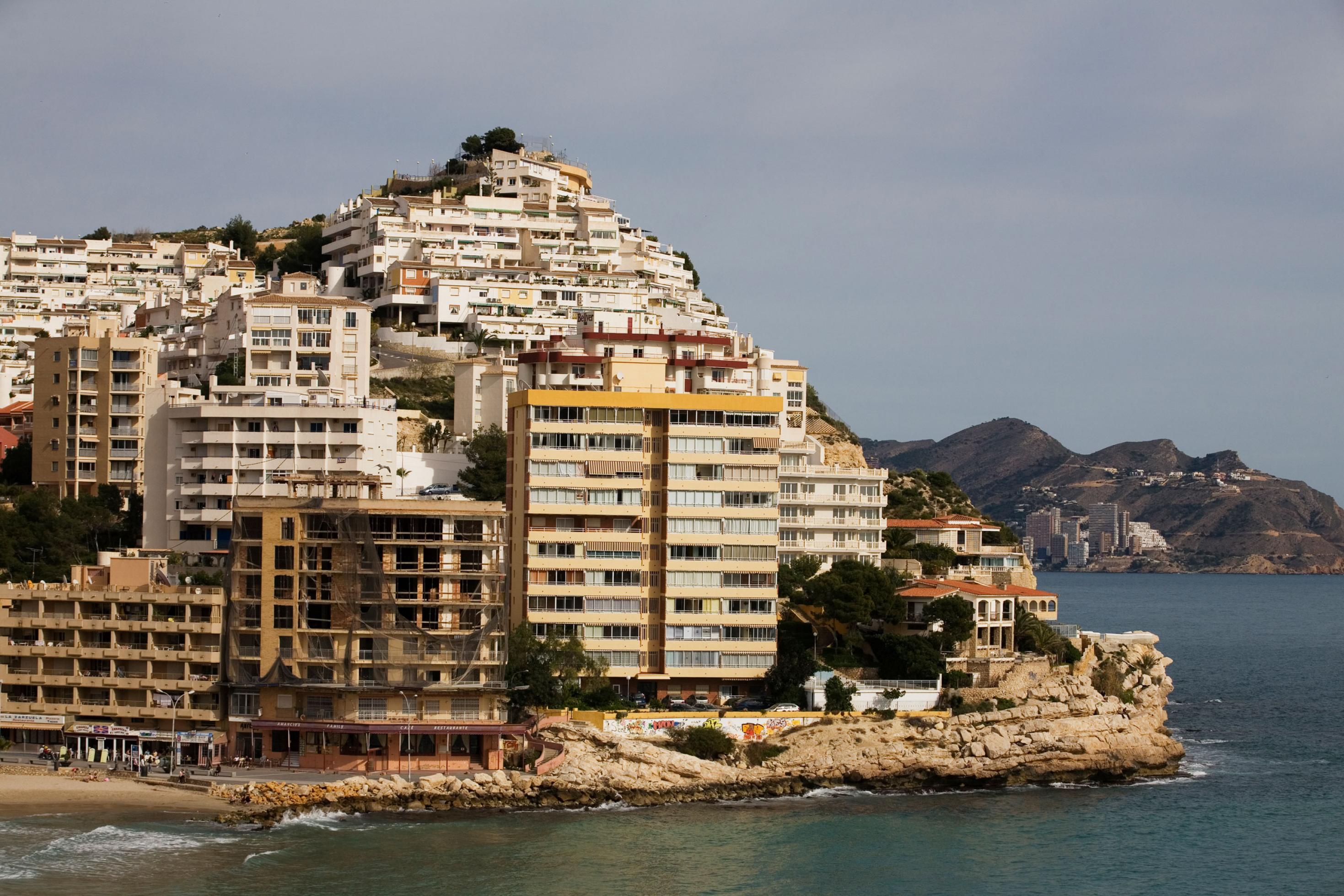 Die alte Römische Festung Tossal de la Cala befindet sich auf einem etwa 2.000 Jahre alten Felsen an der Küste bei Benidorm