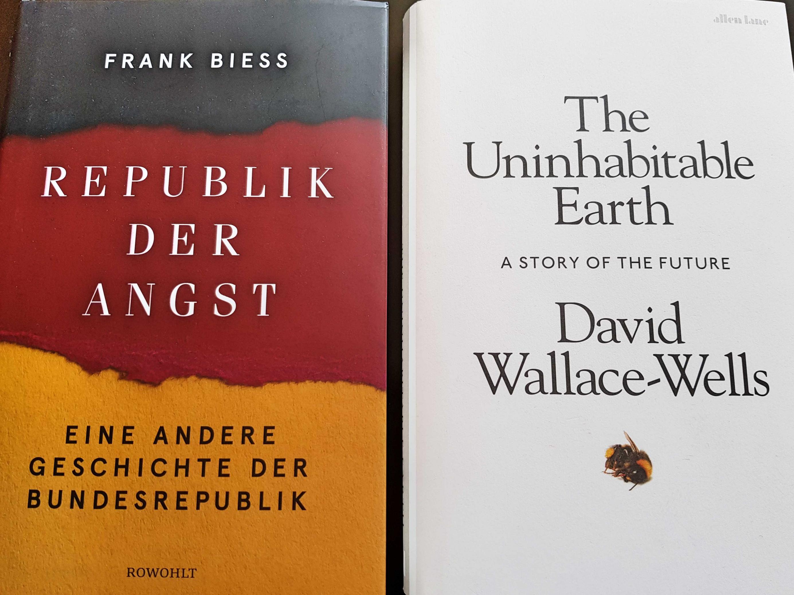 Die beiden im Artikel besprochenen Bücher des Historikers Frank Biess und des Journalisten David Wallace-Wells