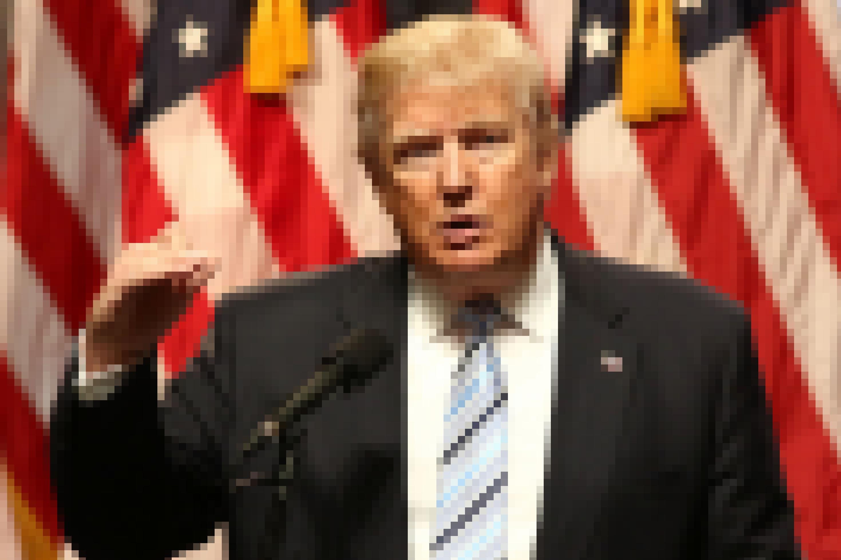 Der US-Präsident Donald Trump bei einer Rede, im Hintergrund die US-amerikanische Flagge.