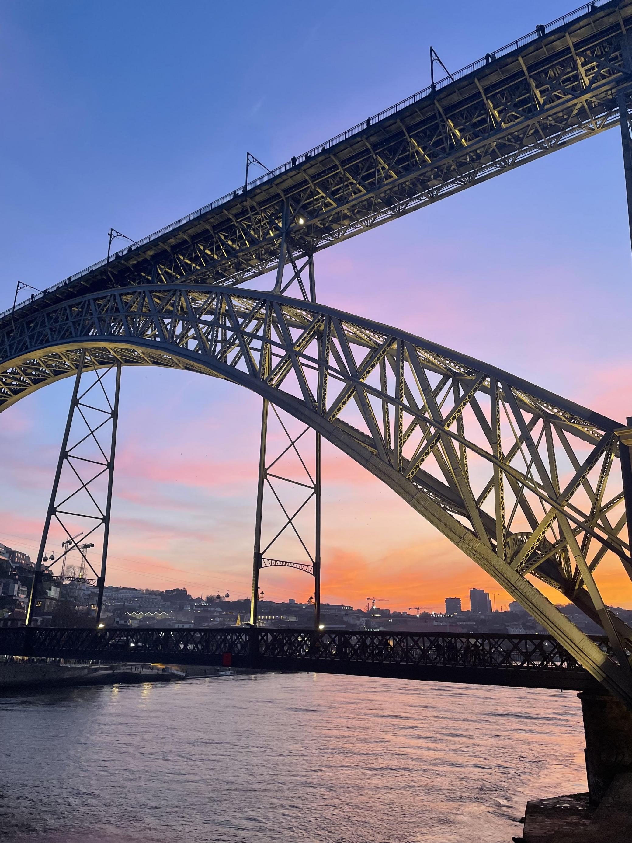 Die Brücke Dom Luis in Porto