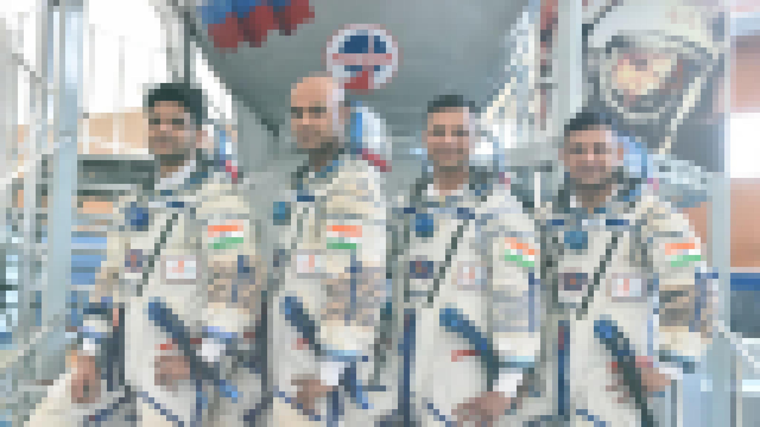 Die indischen Gaganyaan-Astronauten aufgenommen während ihres Trainings in Russland.