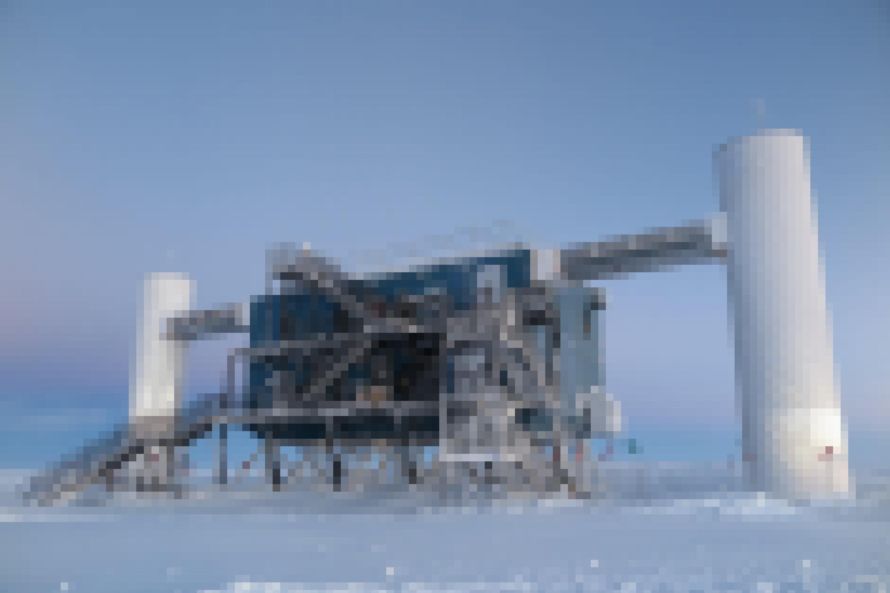 Das Gebäude der Forschungsstation des IceCube-Experiments im ewigen Schnee am Südpol.