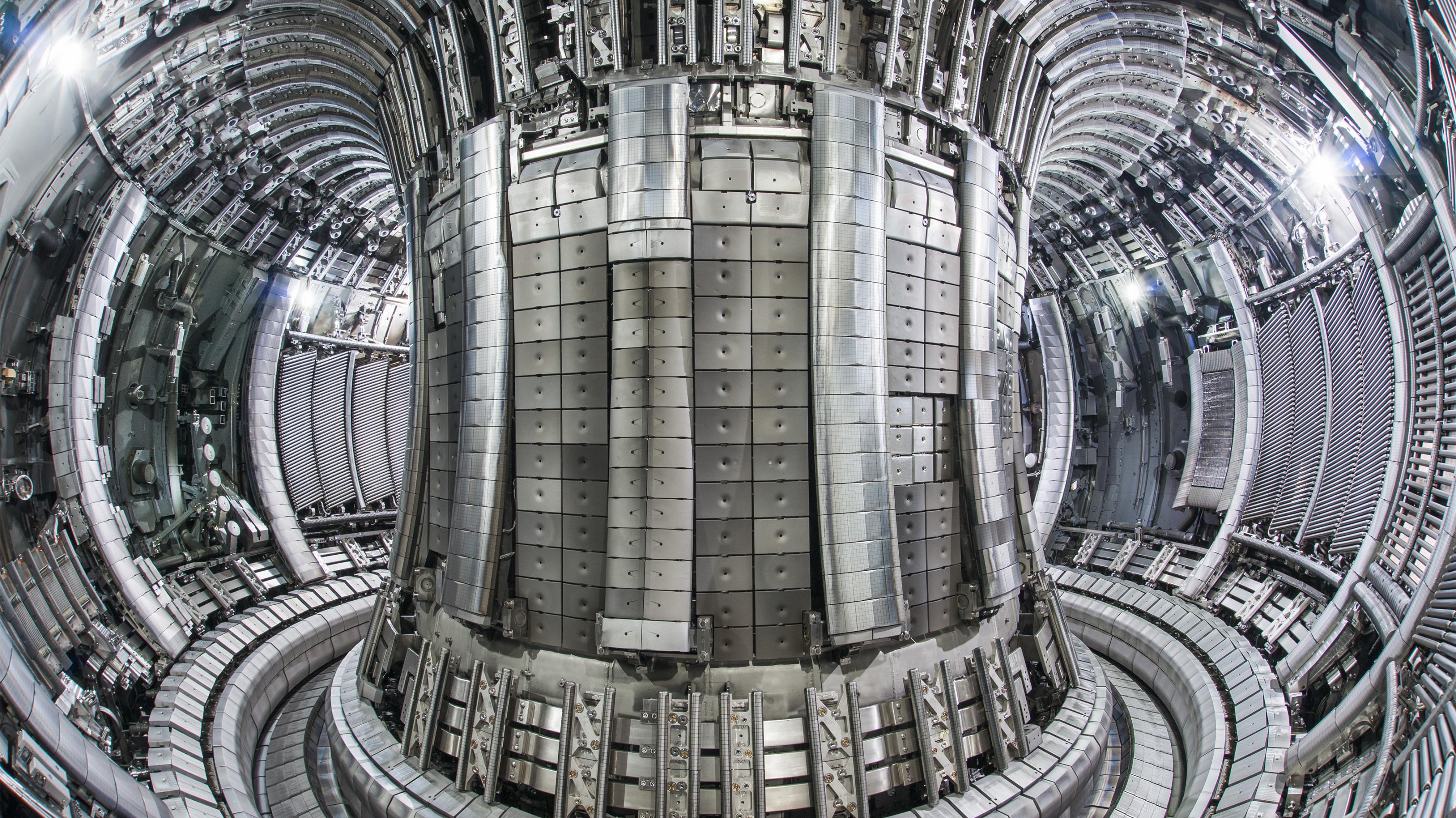 Reaktorkammer des europäischen Fusionsreaktors Jet bei Oxford