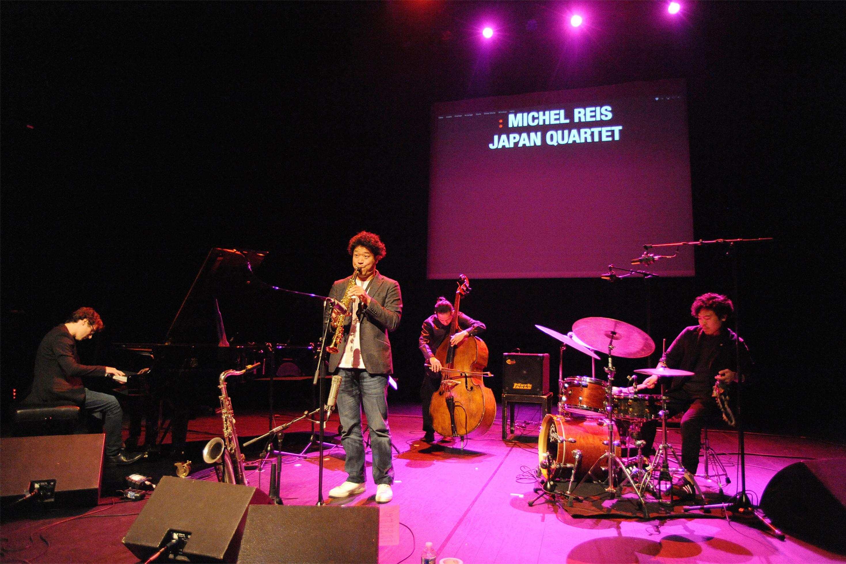 Der emotionale Cry des Free Jazz: das Michel Reis Quartet auf der Bühne des Kulturzentrums Neumünster beim Luxemburg Jazz Meeting in Luxemburg Stadt.