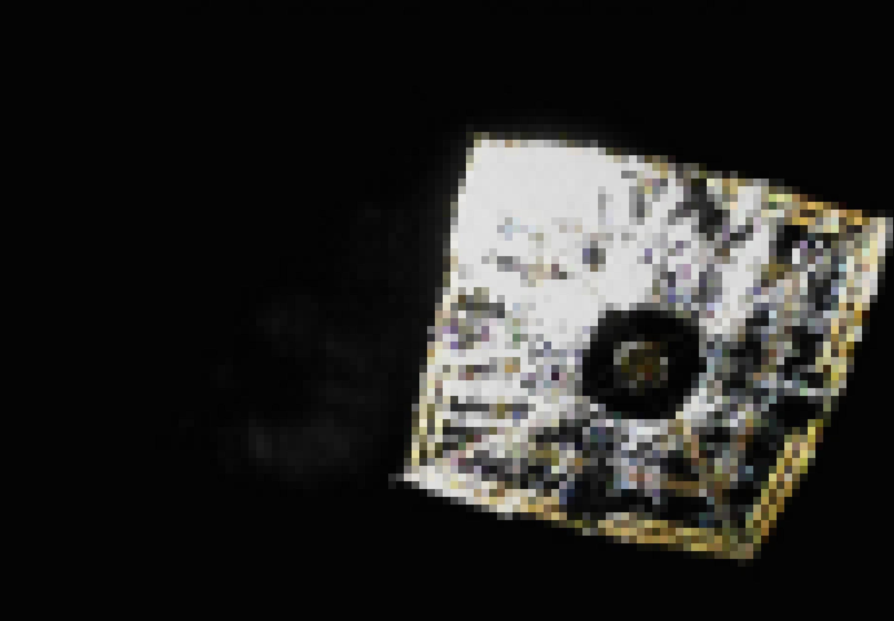 Eine verpixelte Aufnahme zeigt, die ausgesetzte rechteckige Raumsonde IKAROS der japanischen Raumfahrtagentur vor dem schwarzen All.
