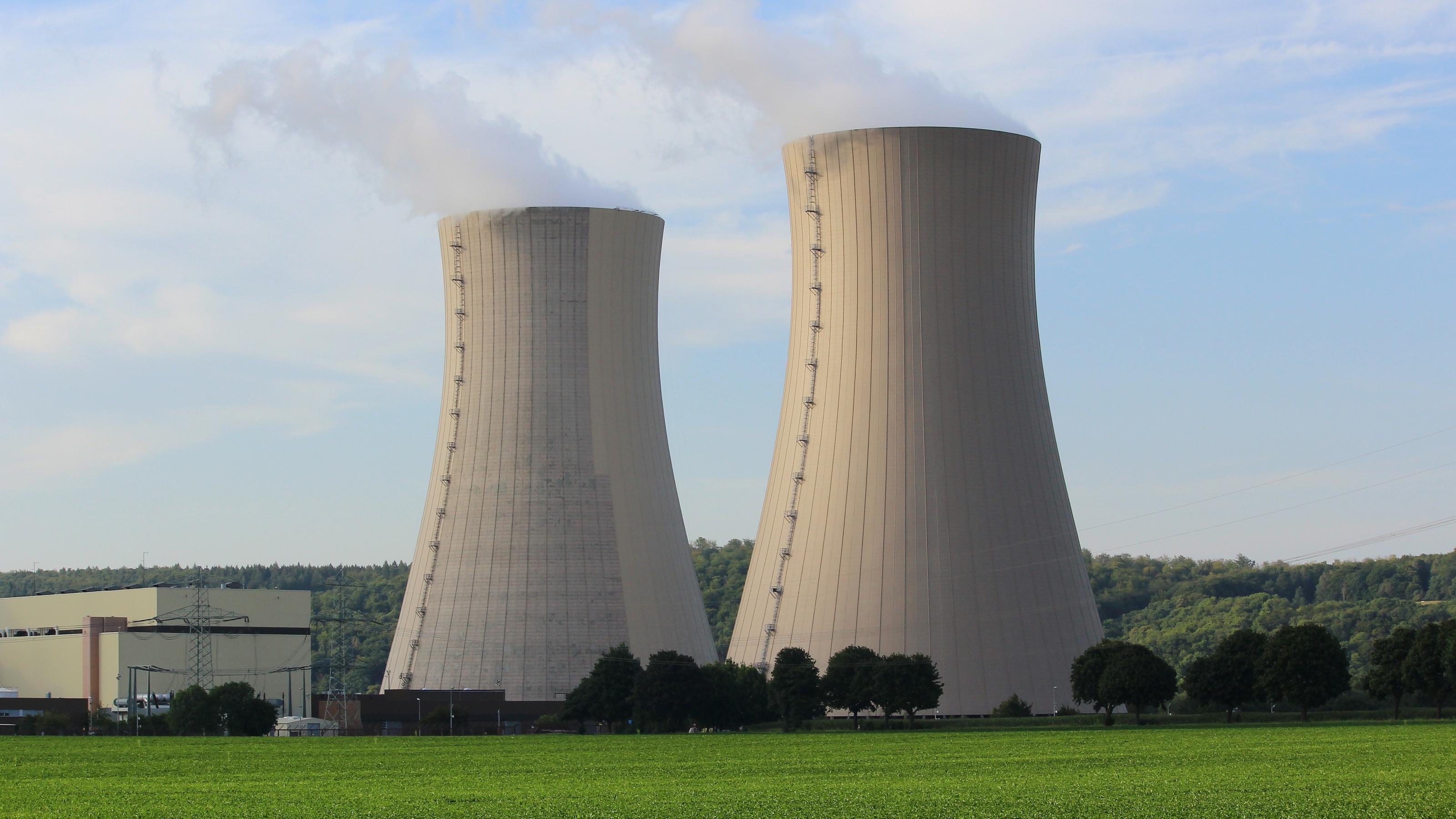 In der EU tobt ein politischer Streit darum, ob Kernkraftwerke bald als nachhaltiges ökologisches Investment gelten dürfen. Deutschland ist dagegen.