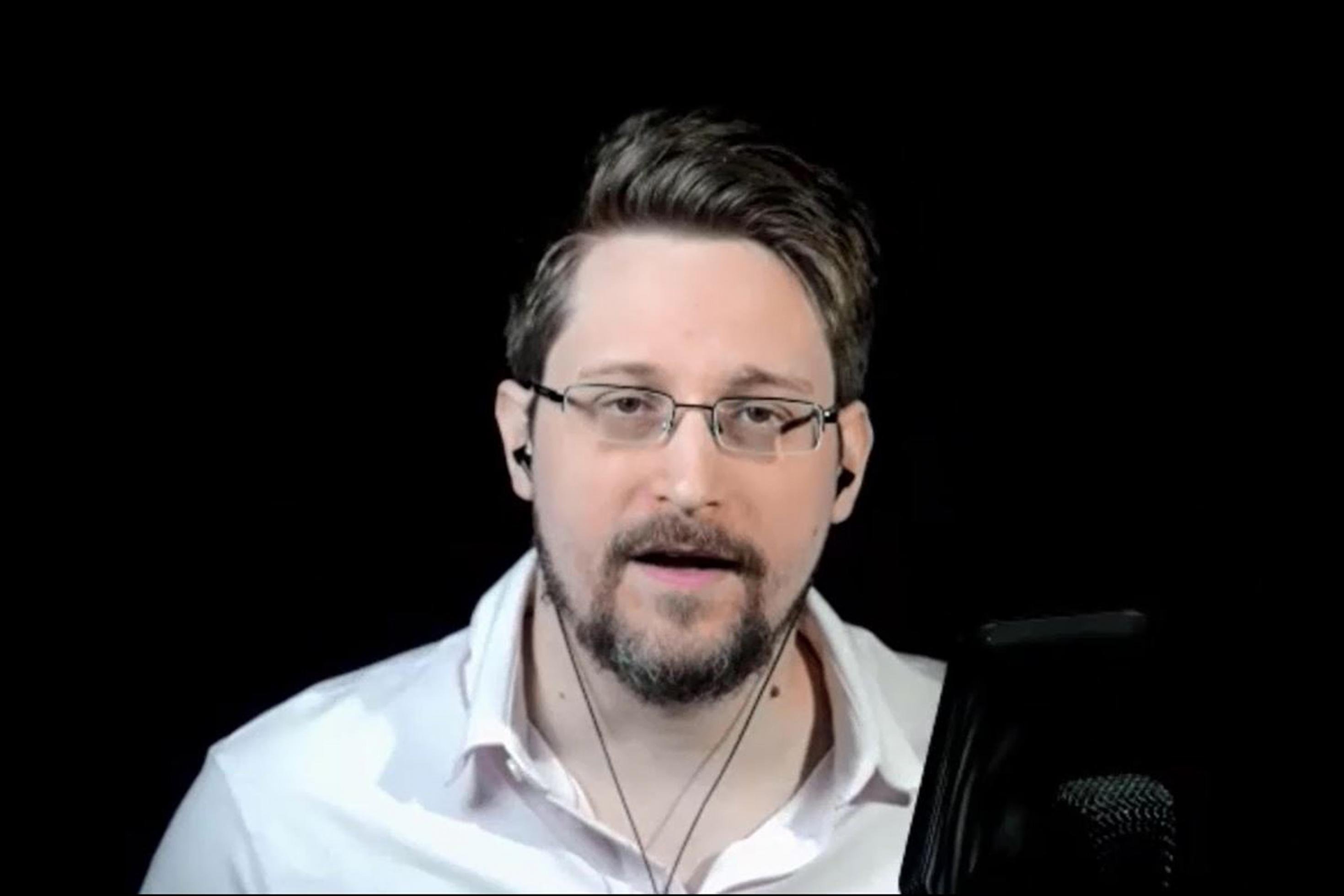 Edward Snowden während einer Videokonferenz