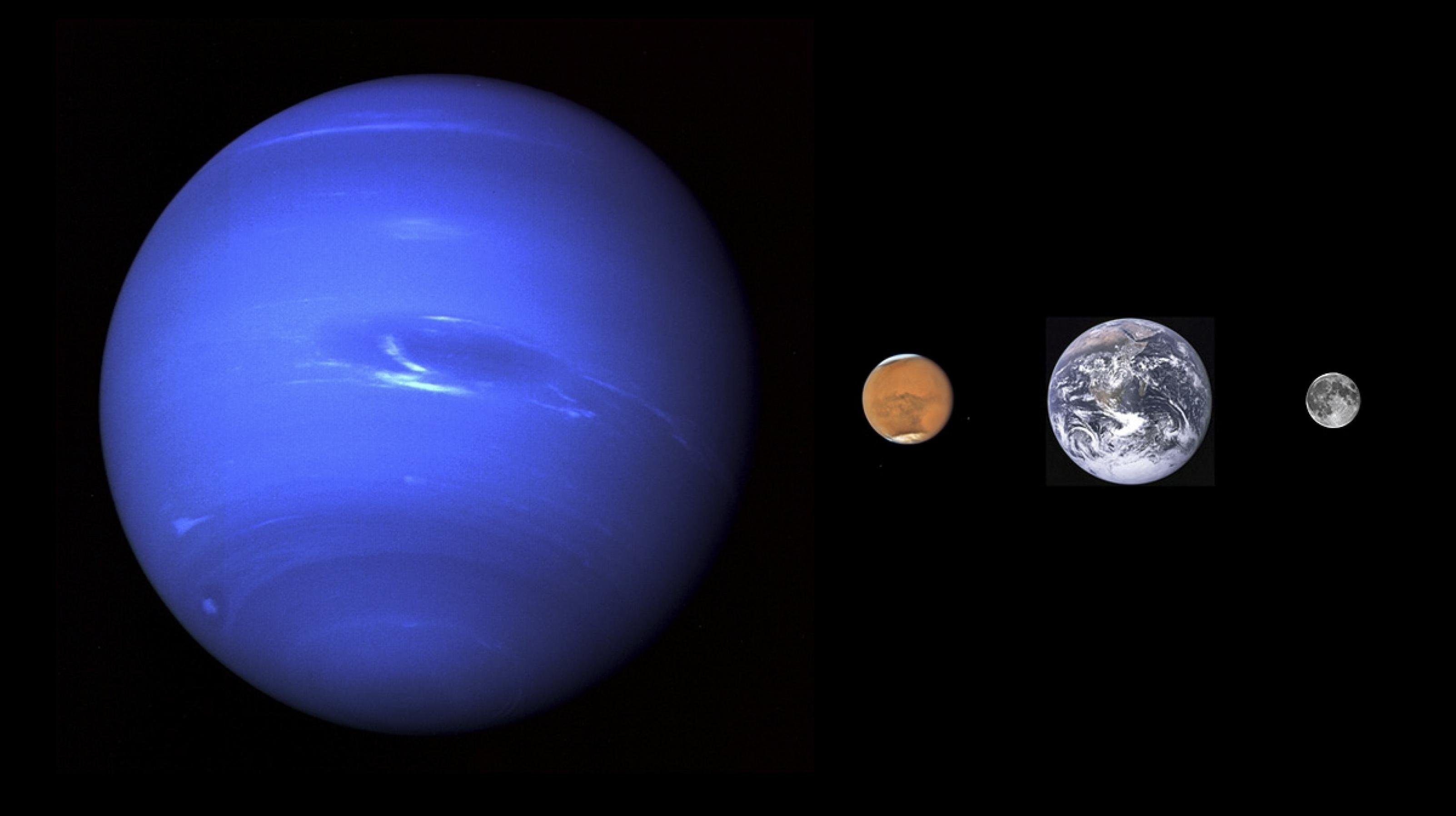 Die drei Planeten Erde, Mars und Neptun im Größenvergleich. Der Erdmond ist nur ein kleines Kügelchen im Vergleich zum Gasriesen Neptun.