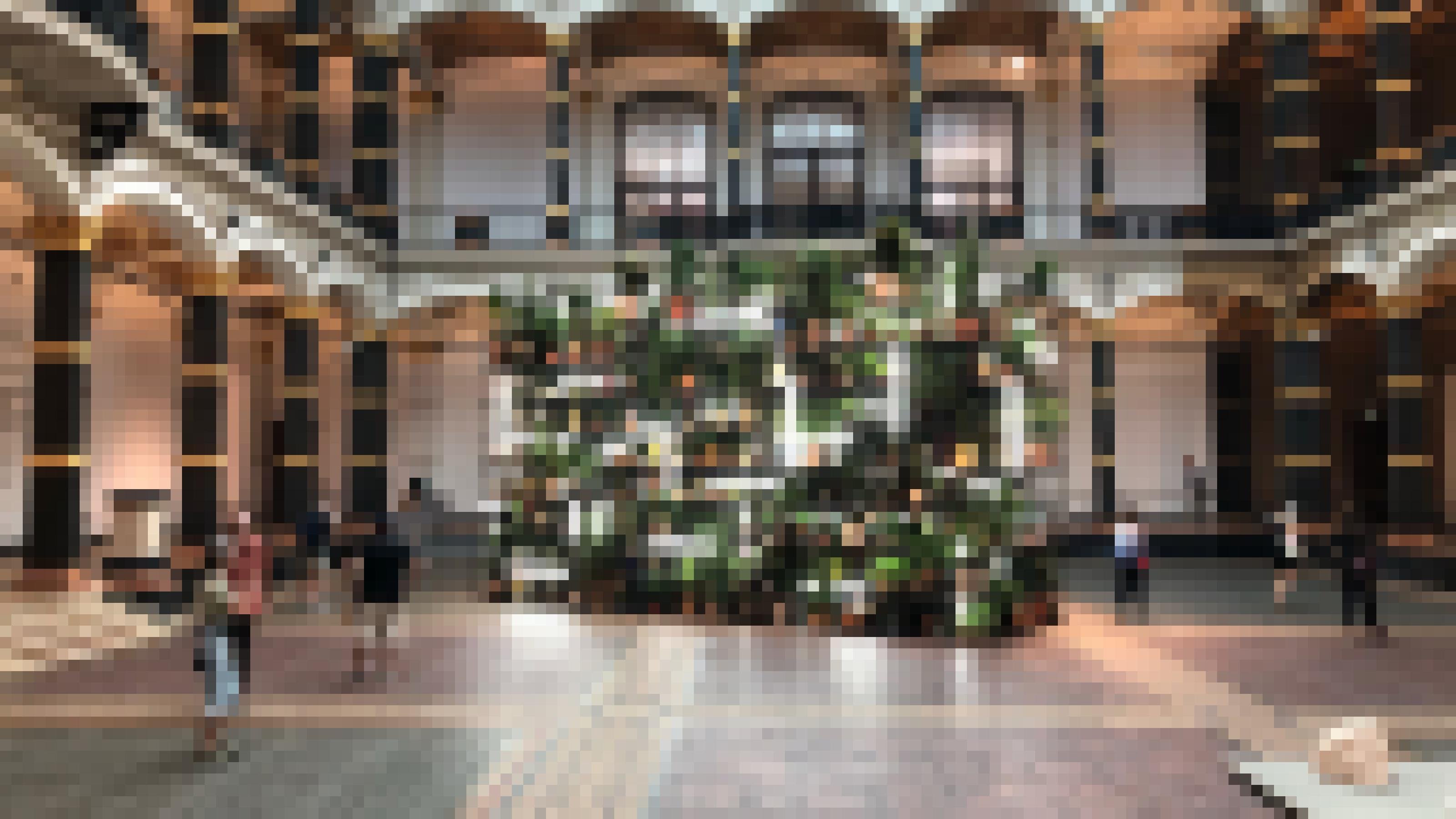 „Antoine's Organ“ von Rashid Johnson im Foyer des Gropius Bau.