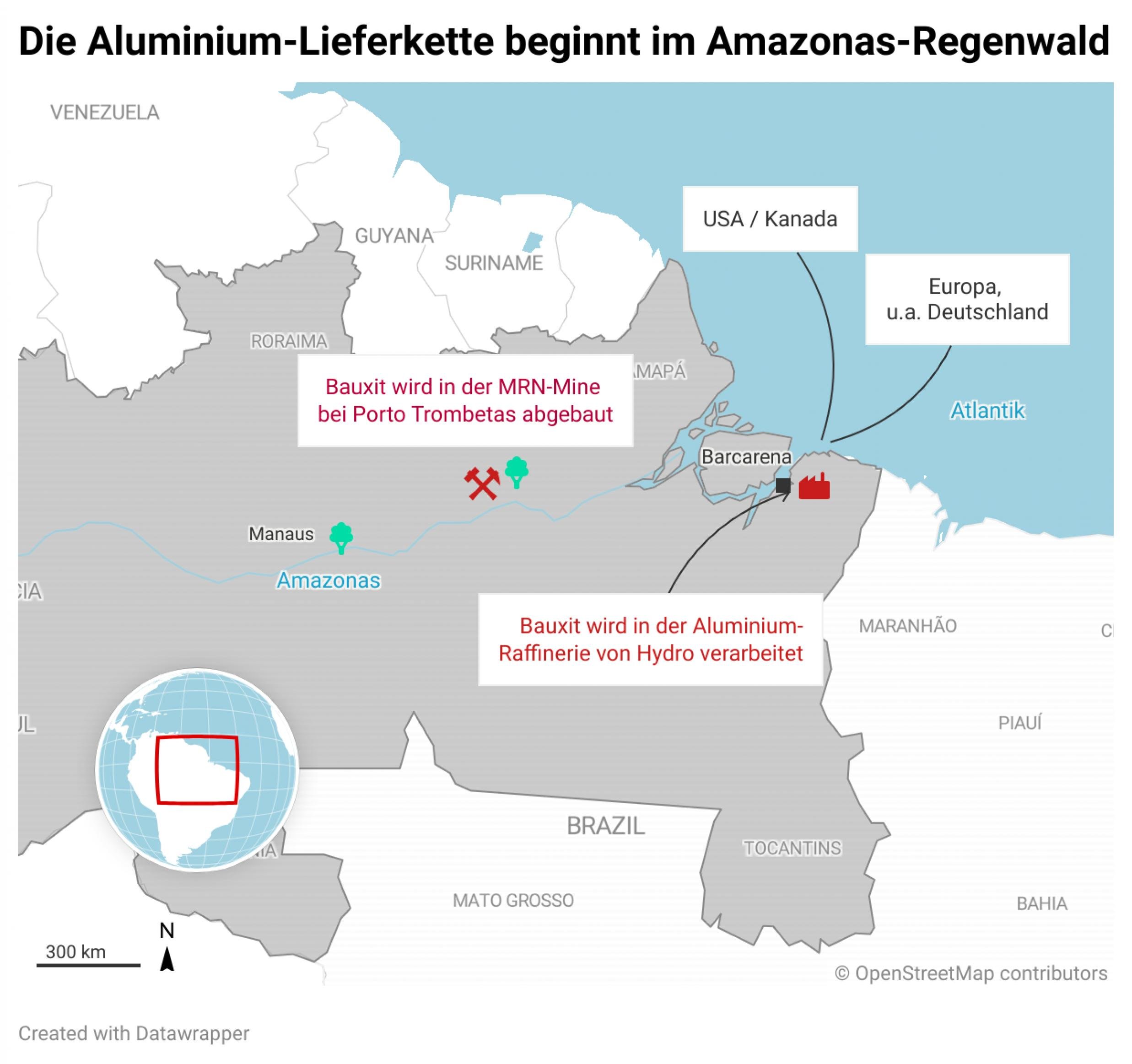 Eine Landkarte mit einem Ausschnitt des Amazonas-Gebietes. Verortet ist die Bauxit-Mine sowie die Aluminium-Raffinerie. Pfeile weisen in die USA sowie nach Europa / Deutschland.