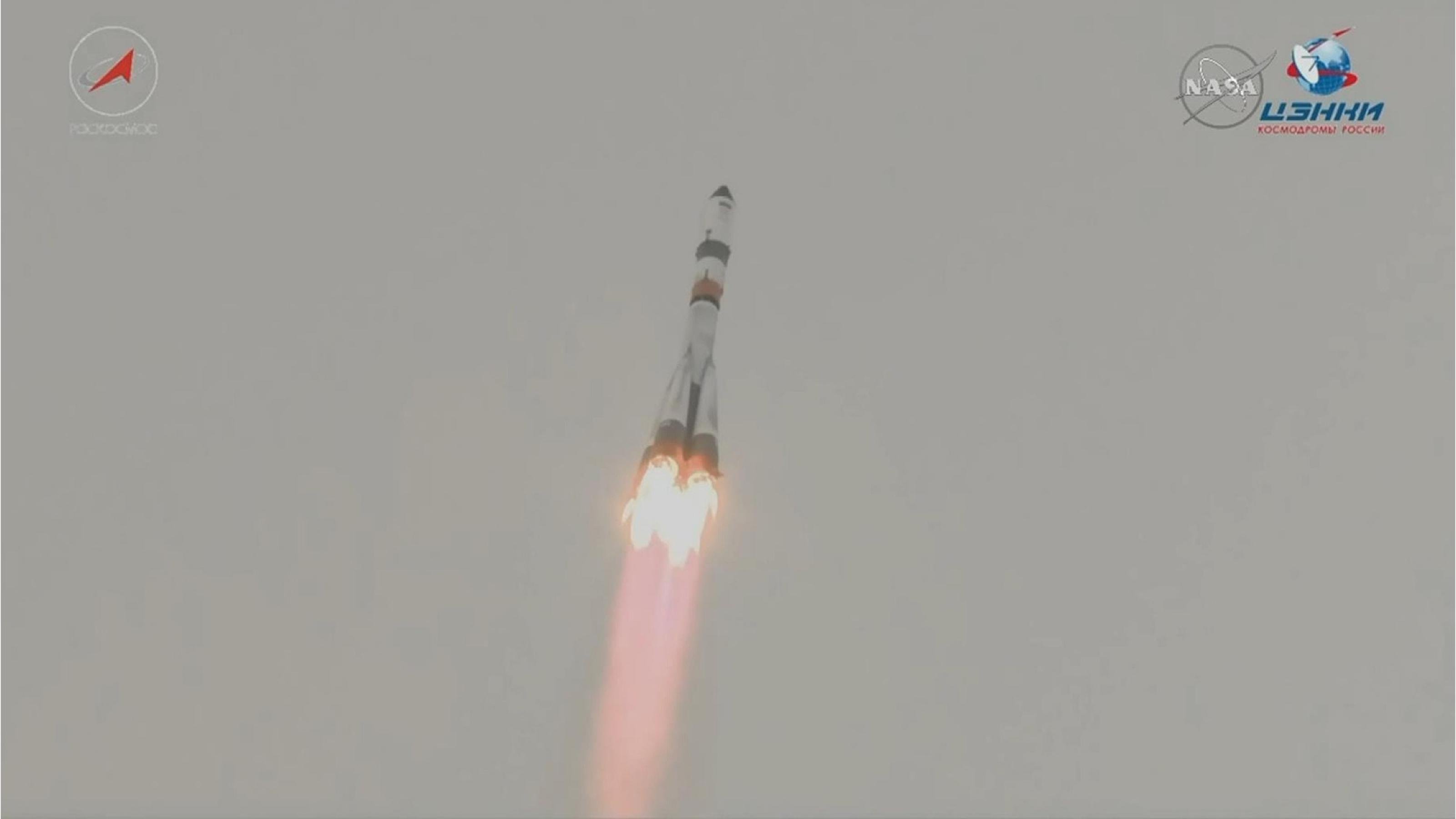 Eine Sojus-2-Rakete startet.