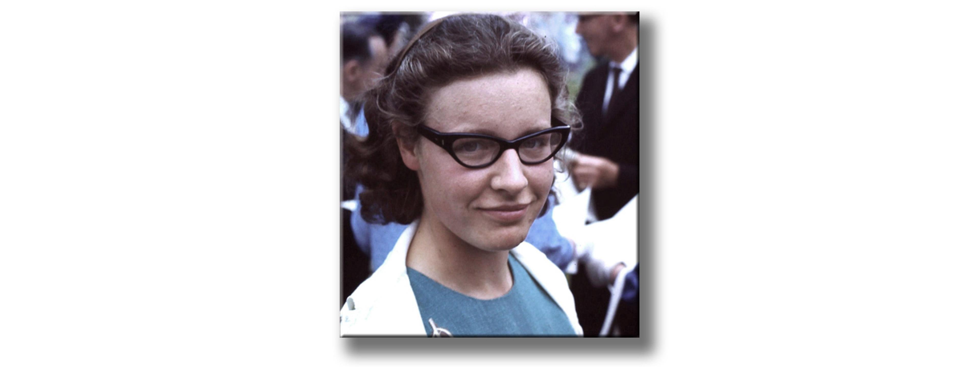 Die junge Astronomin Jocelyn Bell im Juni 1967.