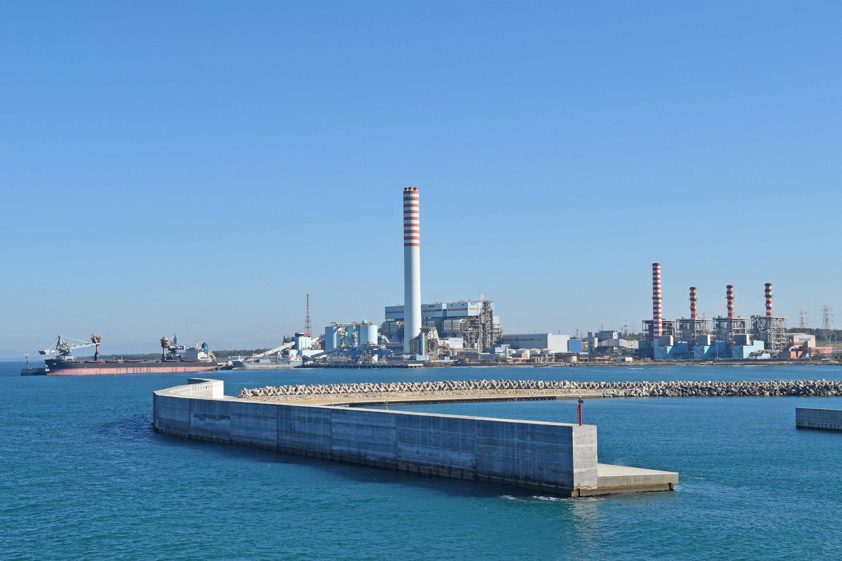 Kohlekraftwerk des italienischen Energieunternehmens Enel S.p.A. in Civitavecchia.