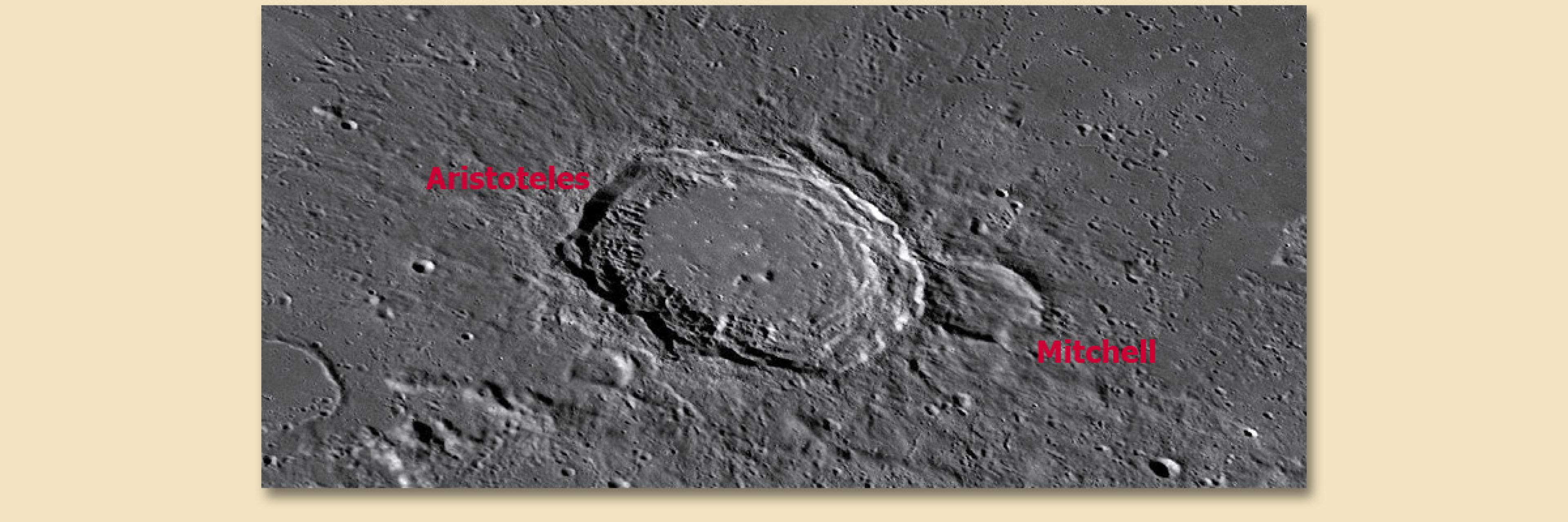 Einer der wenigen nach einer Frau benannten Mondkrater ist Mitchell, der sich an den größeren Aristoteles schmiegt – und älter ist als dieser.
