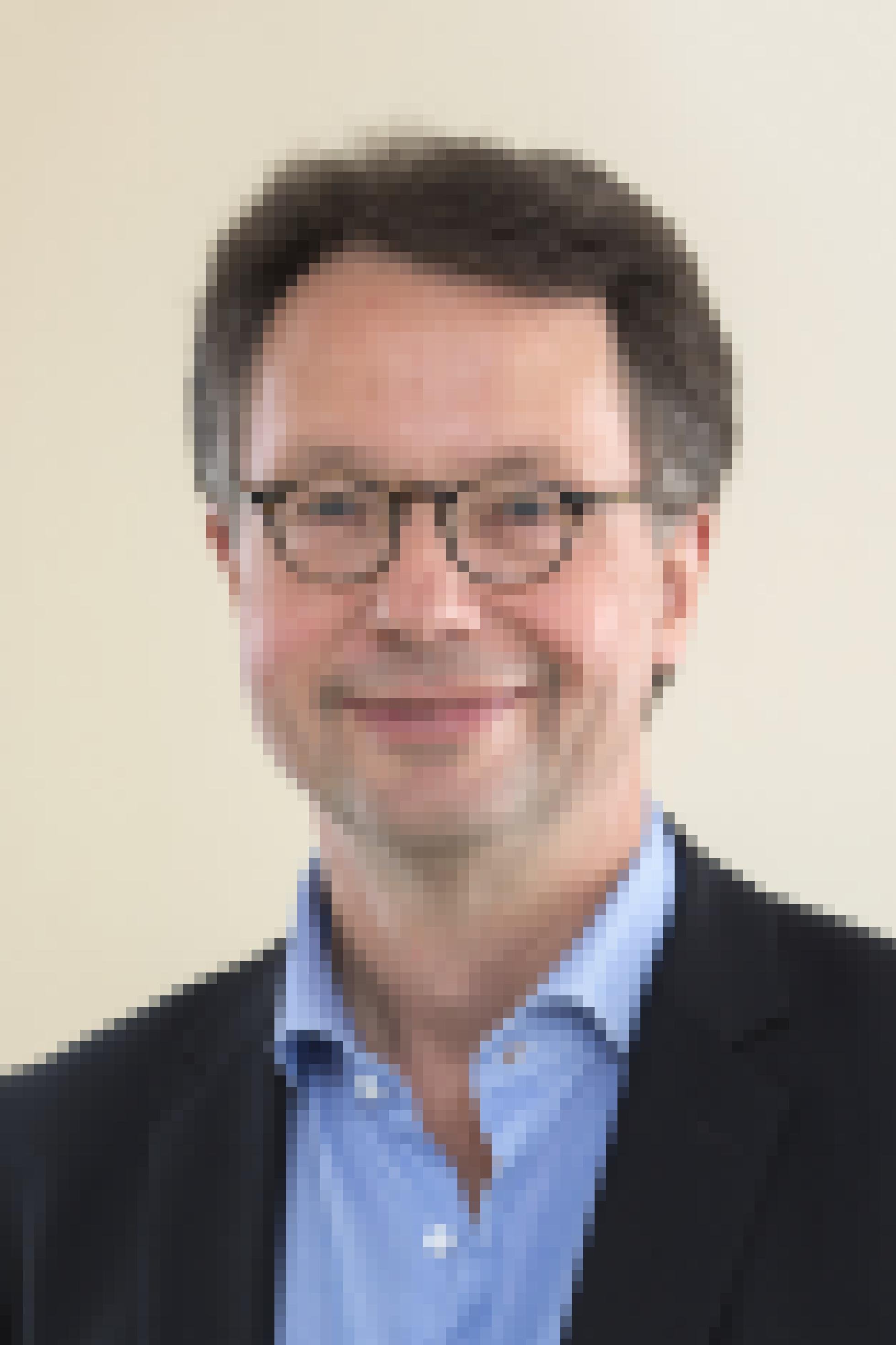 Portraitfoto von Prof. Dr. Peter Henningsen