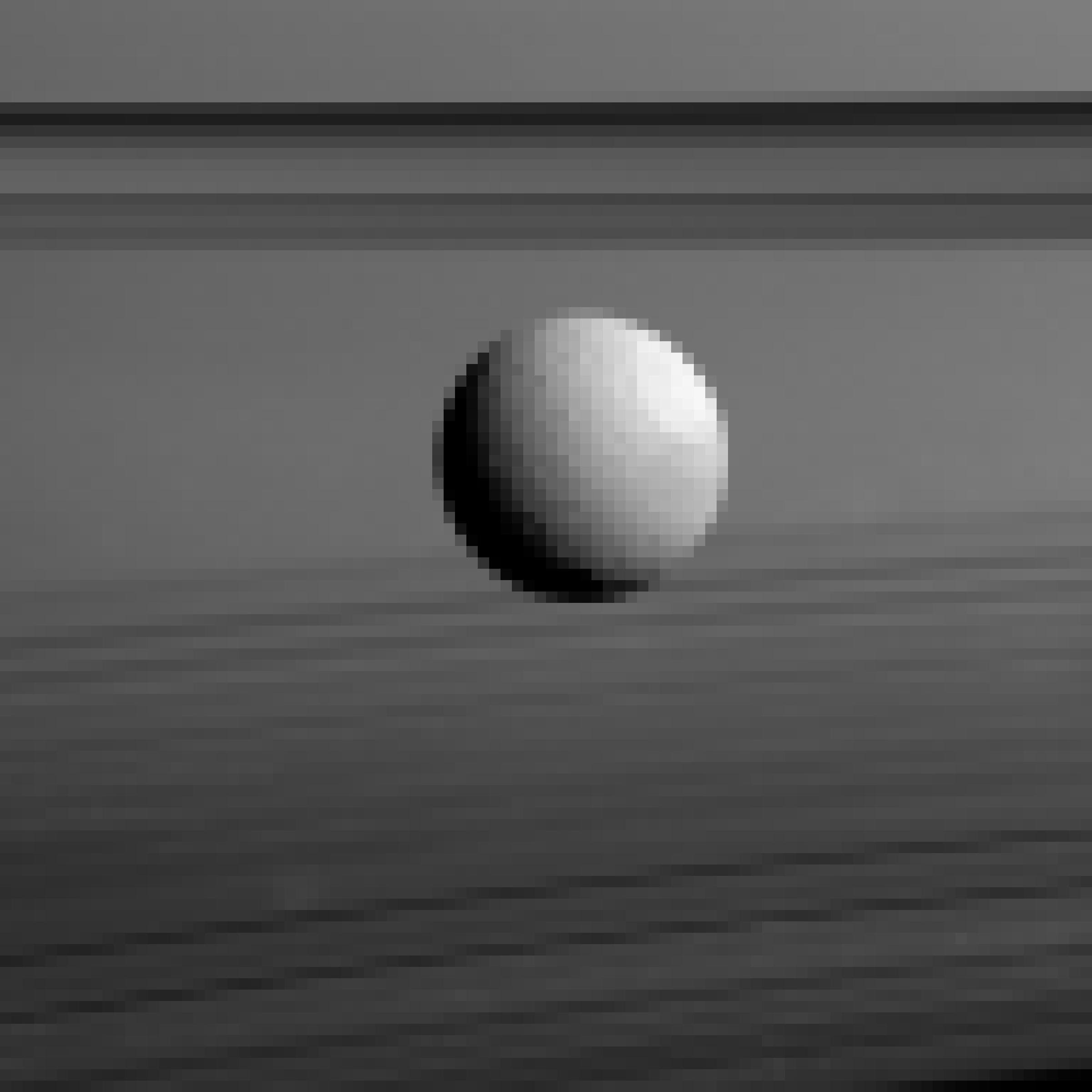 Der Saturnmond Tethys is mit leichten Kratern übersät.