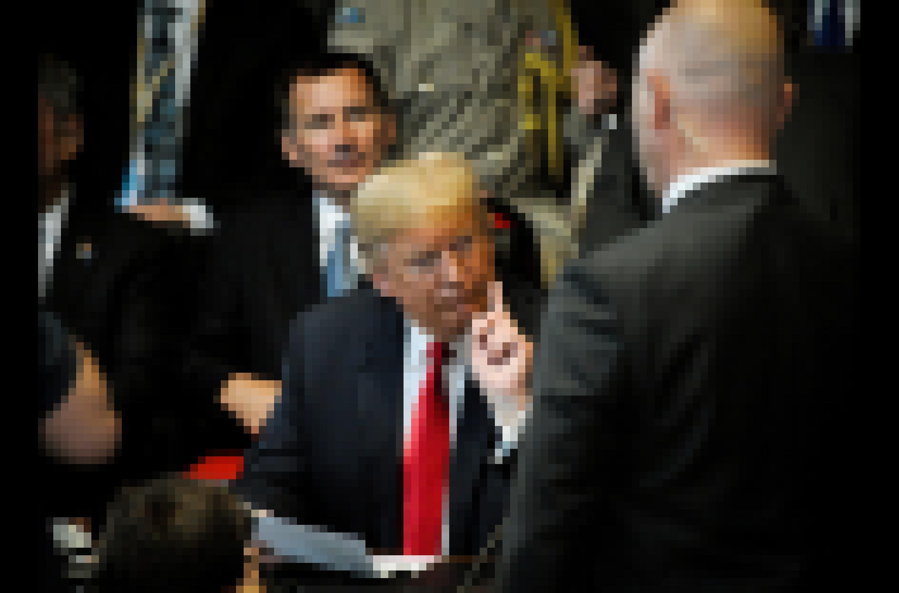 Donald Trump erhebt den Zeigefinger