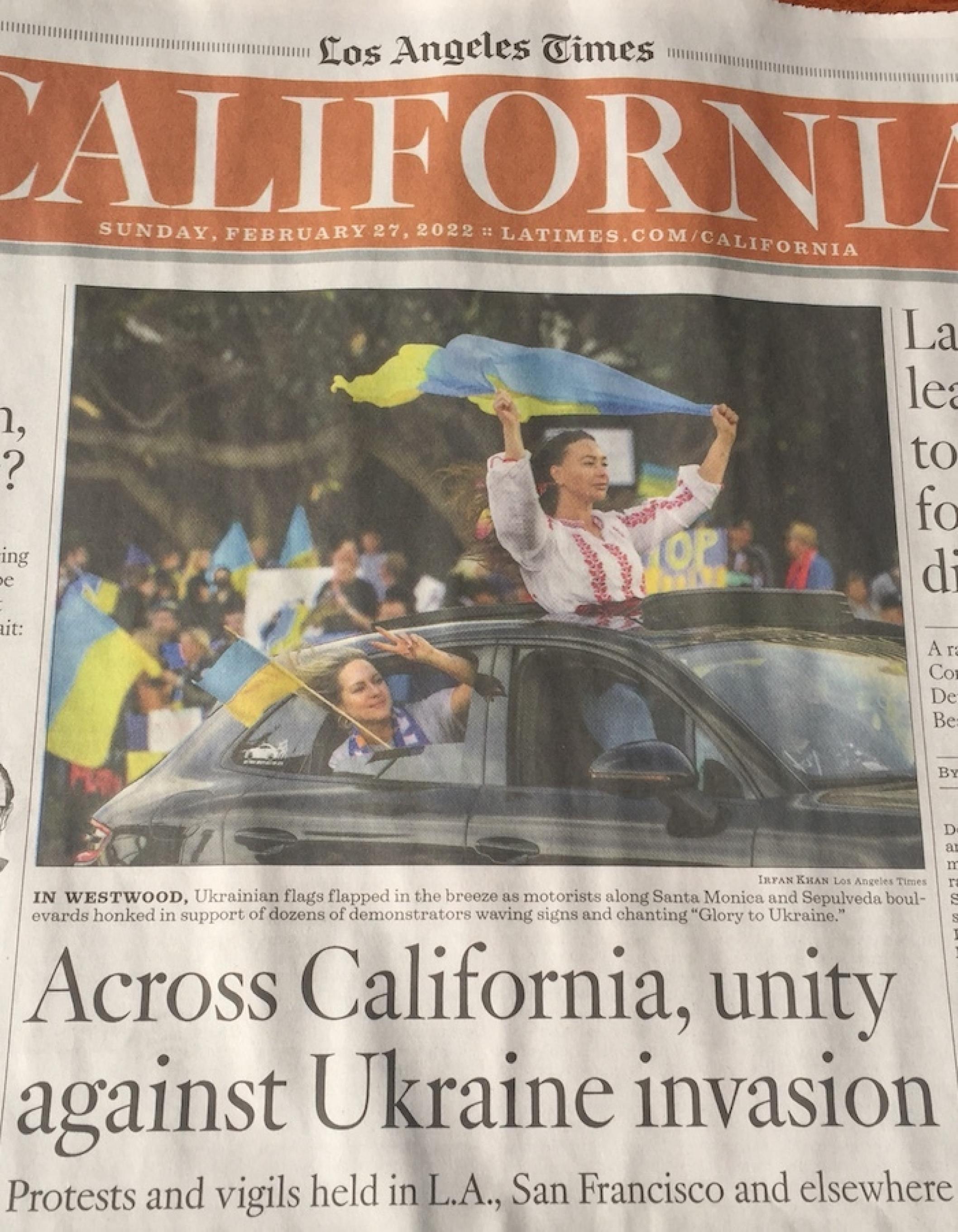 Die Zeitung Los Angeles Times titelt mit dem Satz, dass man quer durch Kalifornien gemeinsam gegen die Invasion sei.