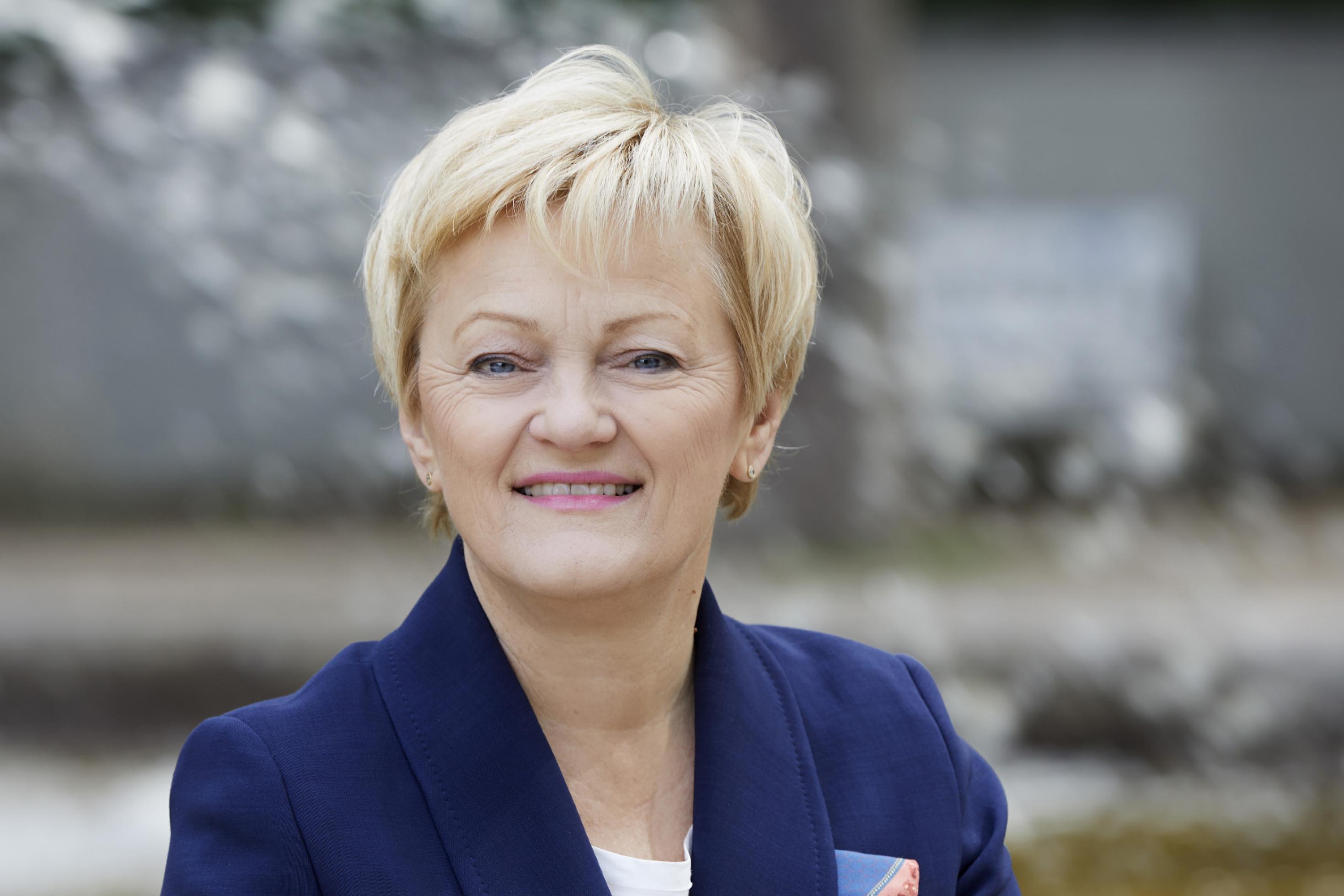 Porträtfoto der Grünen-Politikerin Renate Künast