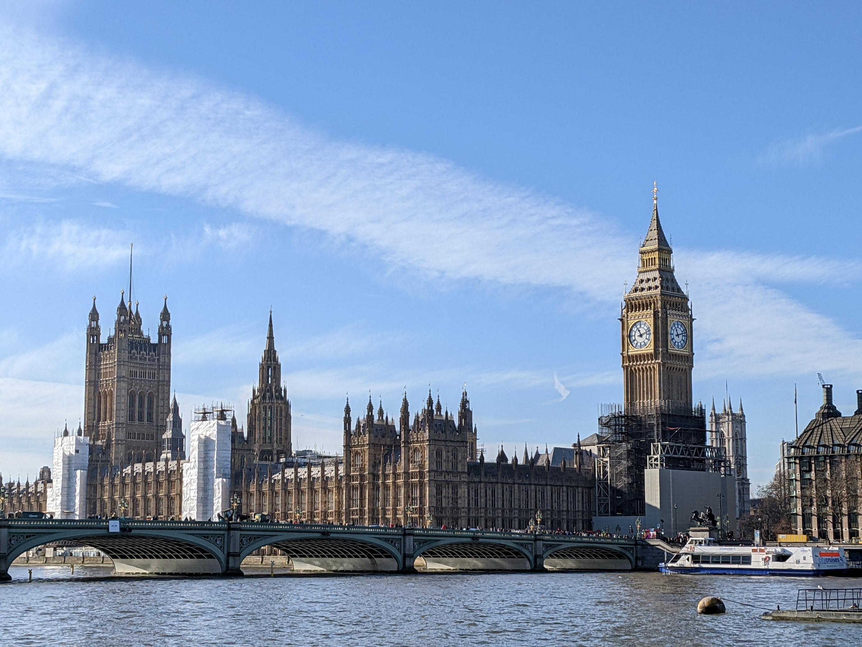 Der Westminster-Palast an der Themse.